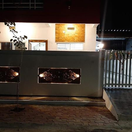 فيلا Mahadev Mansion اوجاين المظهر الخارجي الصورة